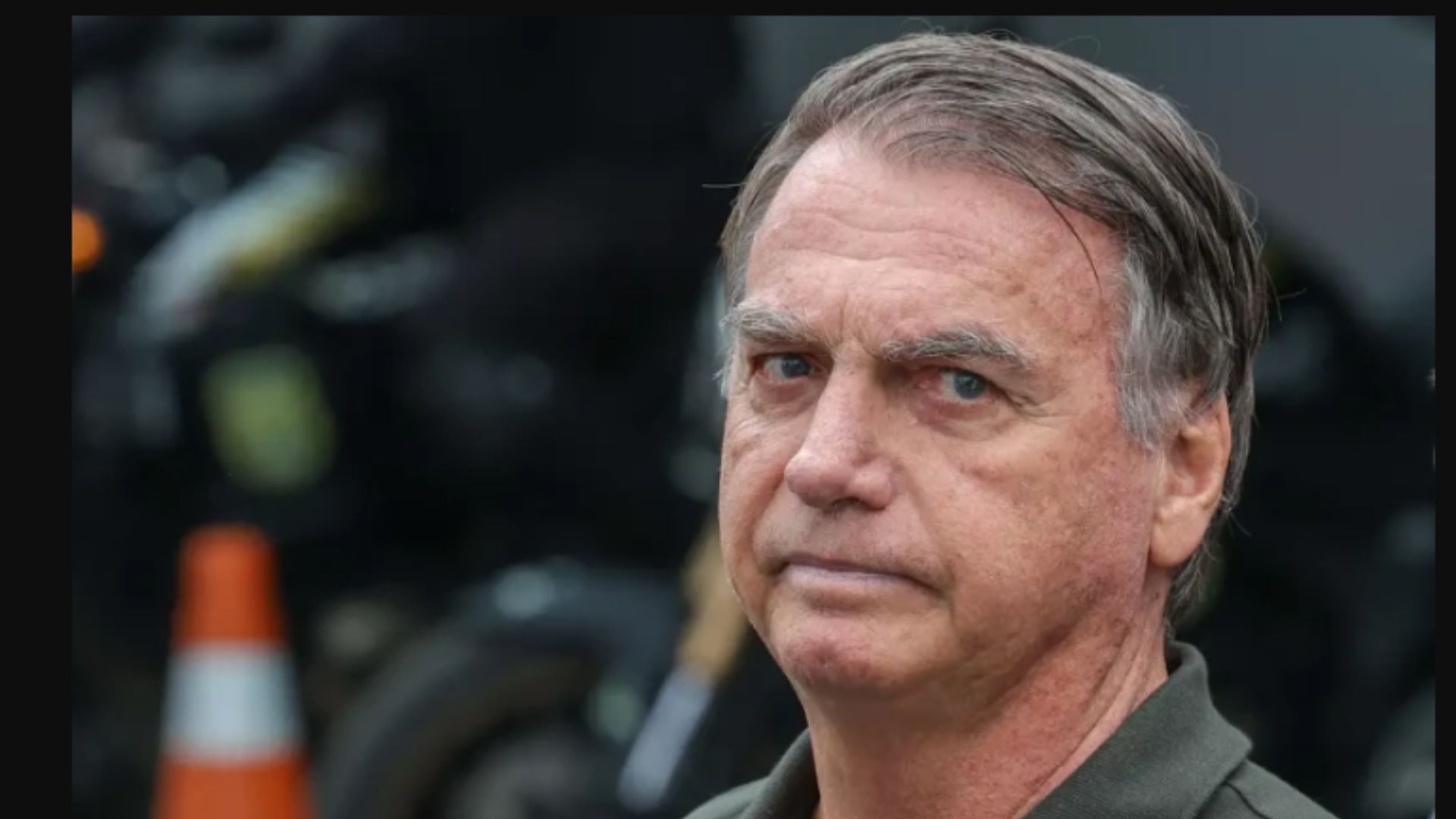 Alexandre de Moraes concede prisão domiciliar a Bolsonaro por 90 dias