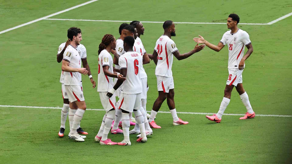 Inglaterra supera França em jogo de 10 gols e conquista o 3º lugar da Copa